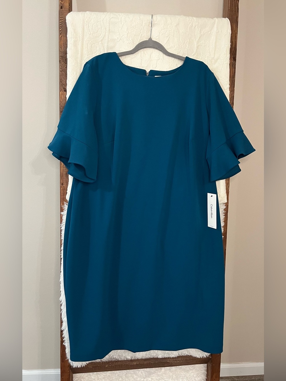 NWT Calvin Klein Teal Scuba Crepe Ruffle Sleeve Sheath Dress